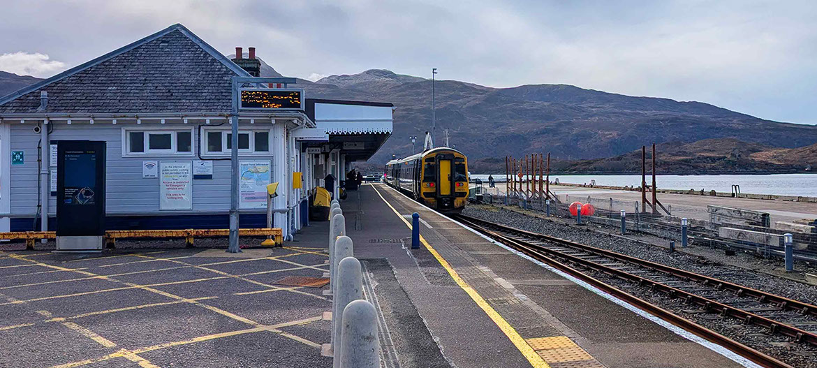 BW'S Taxi offer a comprehensive transfer service from airports train stations bus stations and ferry terminals including Armadale ferry 