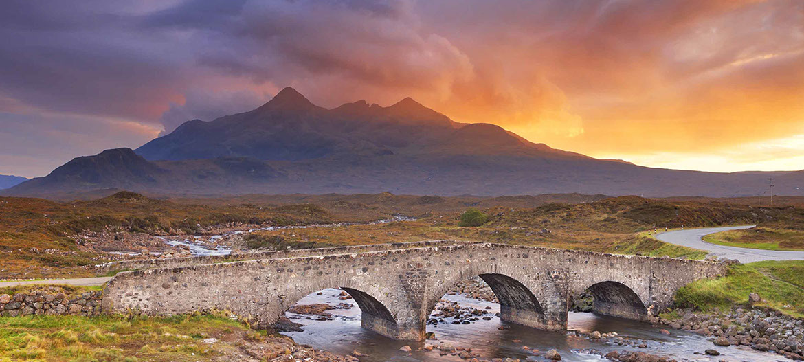 Our taxi company in Portree offering Isle of Skye tours offering great scenery